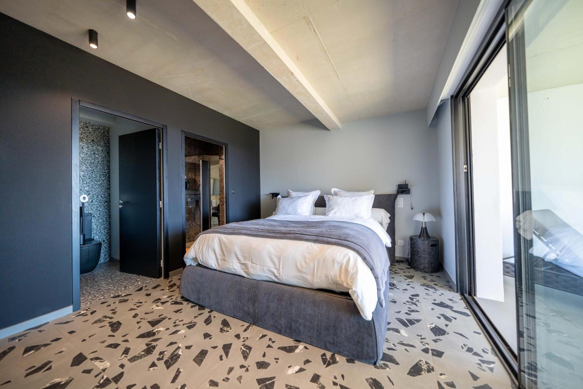 Suite 28 Treilles Exterior photo